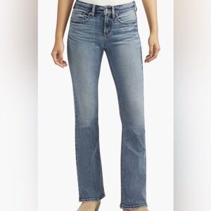Silver Suki slim fit bootcut jeans W32/L31.  Only worn once.
